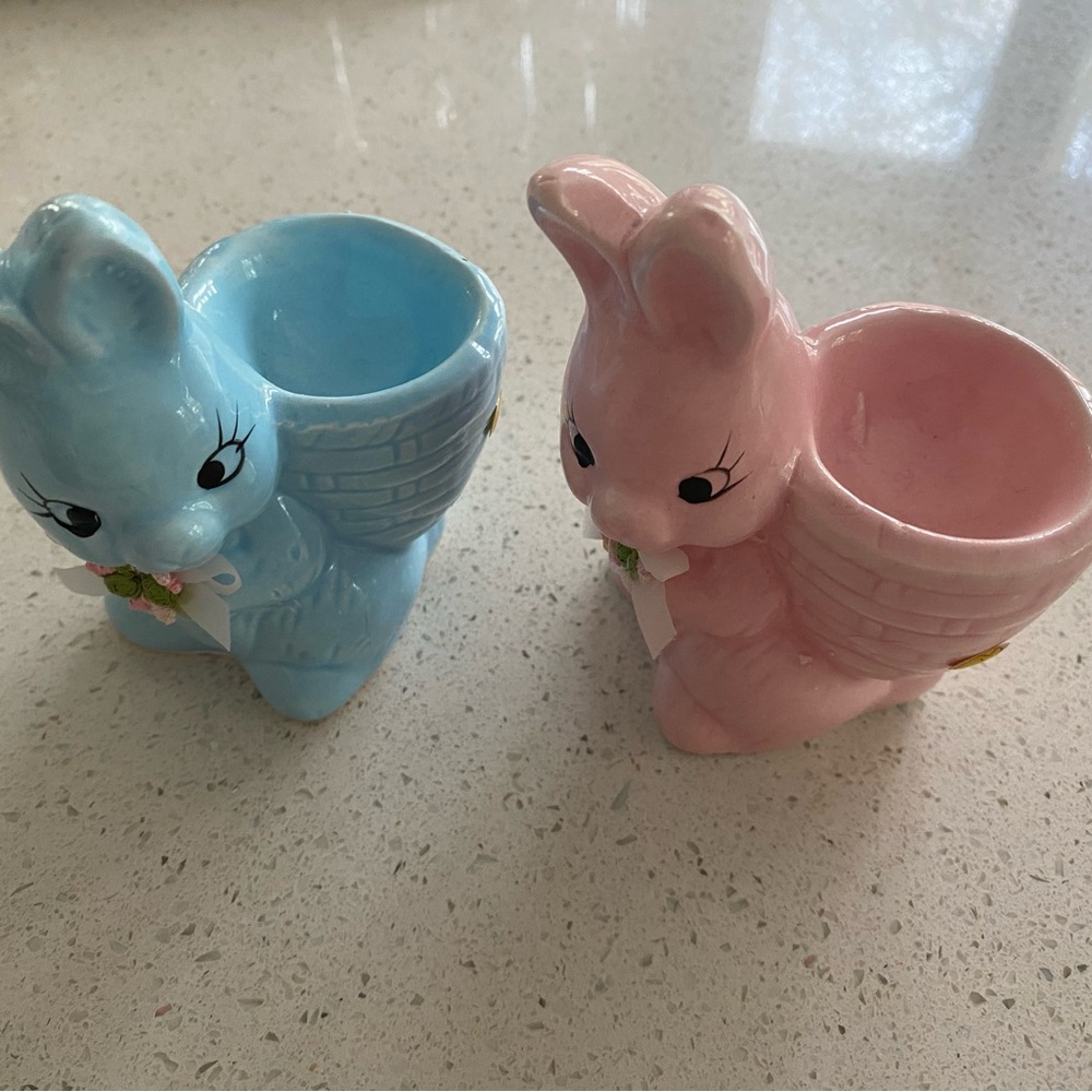 🐣 EGG CUPS 🐣 Vintage Blue and Pink